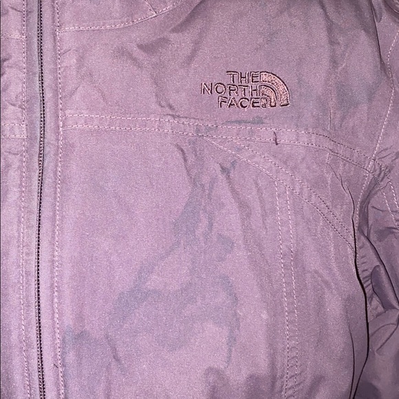 The North Face HyVent Waist Buckle Jacket - Picture 4 of 4